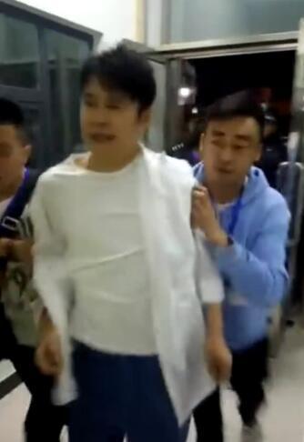 爆料网民被抓视频真实,网民爆料视频背后真相，抓捕过程曝光